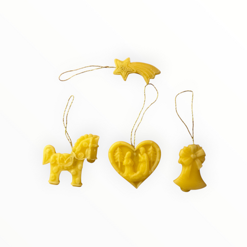 Bienenprodukte Shop Bienenwachs Anhänger Set mit Stern, Pferd, Herz und Glocke als weihnachtliche Dekoration